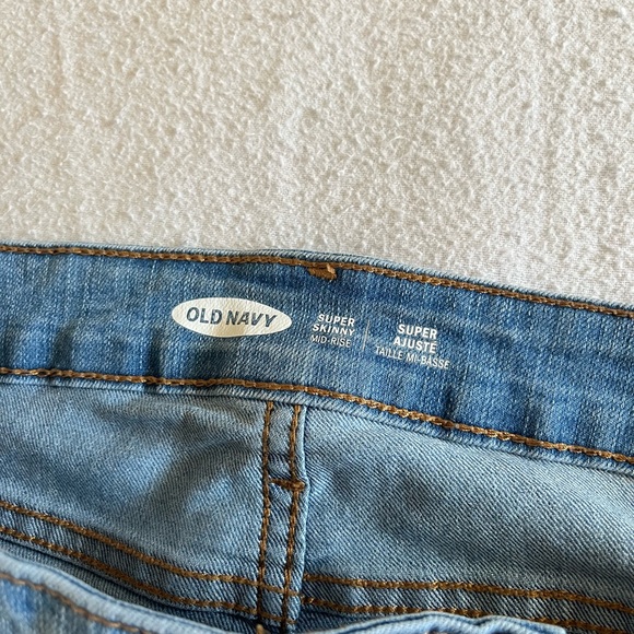Old Navy size 8 Tall jeans - Picture 4 of 10